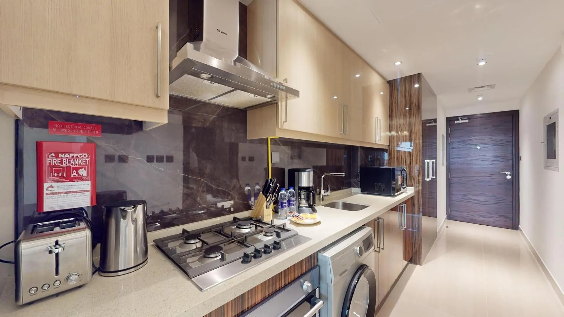 Apartment Primestay - Canal View Studio In Elite Downtown Dubai